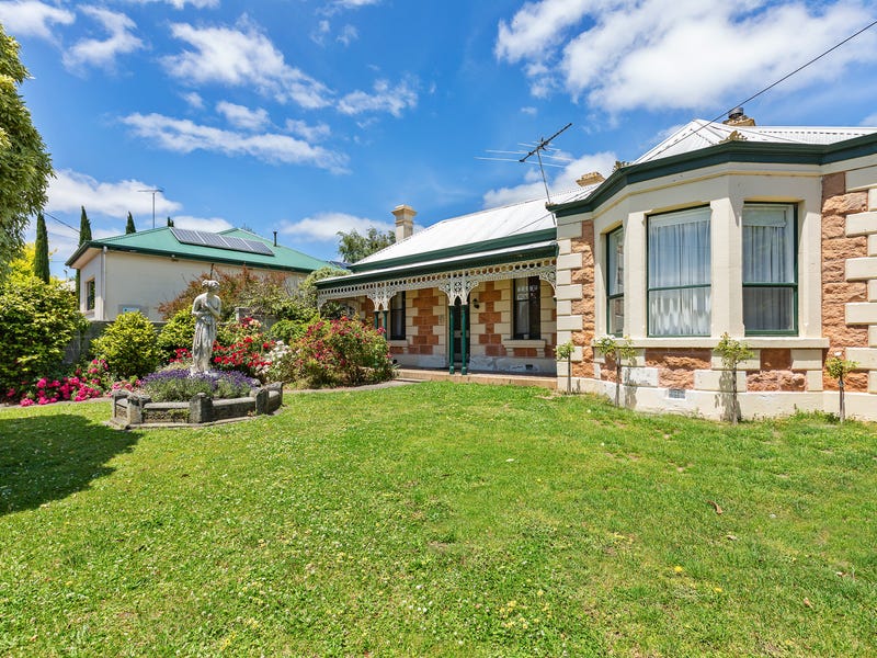 35 Jubilee Highway West, Mount Gambier, SA 5290 House for Sale