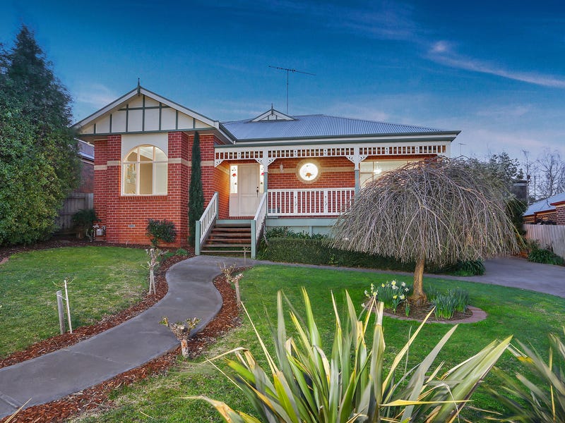 15 Victory Way, Highton, Vic 3216 Property Details