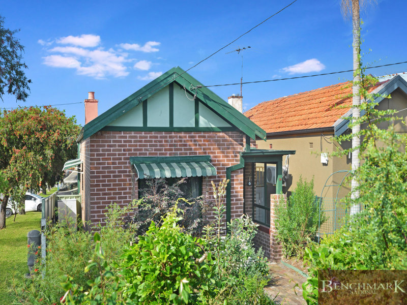 38 Fore St, Canterbury, NSW 2193 Property Details