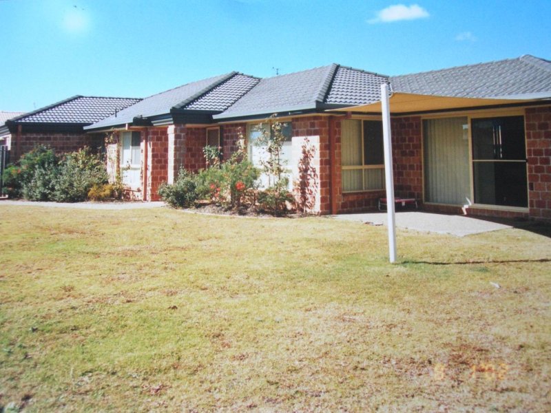 14 Tracey Cres, Varsity Lakes, QLD 4227