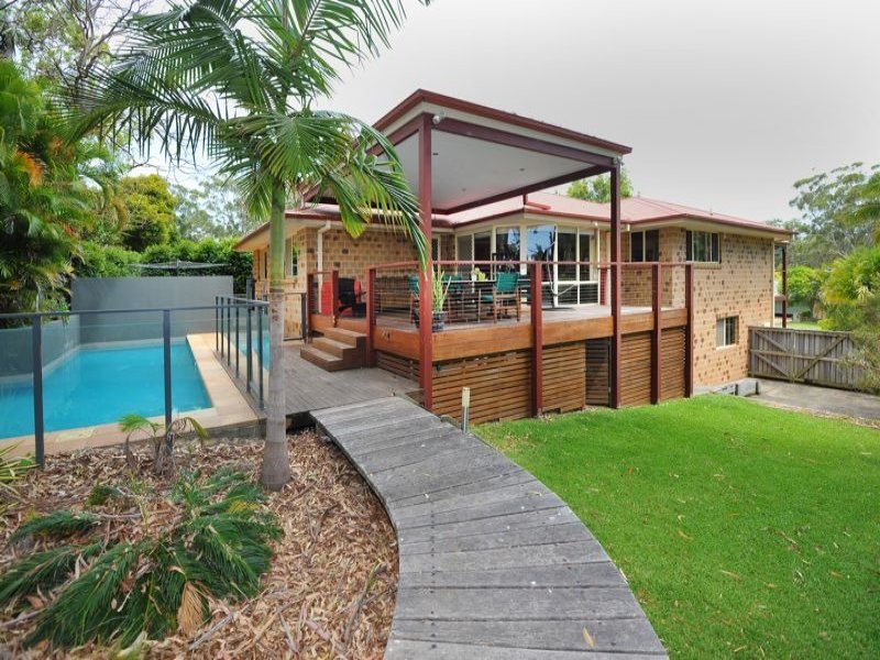 20 Ocean Links Close, Safety Beach, NSW 2456