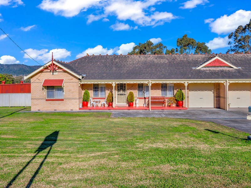 70 Queen Street, Clarence Town, NSW 2321