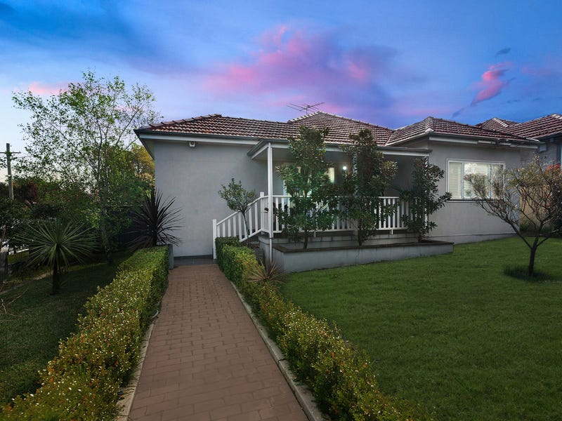 39 Gibson Avenue, Padstow, NSW 2211 Property Details