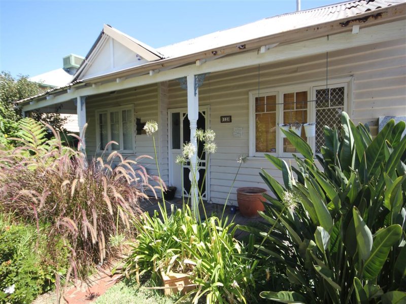 12 First Ave, Kensington, WA 6151 Property Details