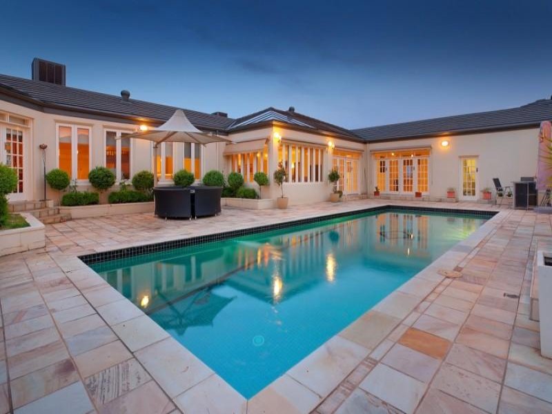 15 Brewer Drive, Wodonga, Vic 3690 Property Details