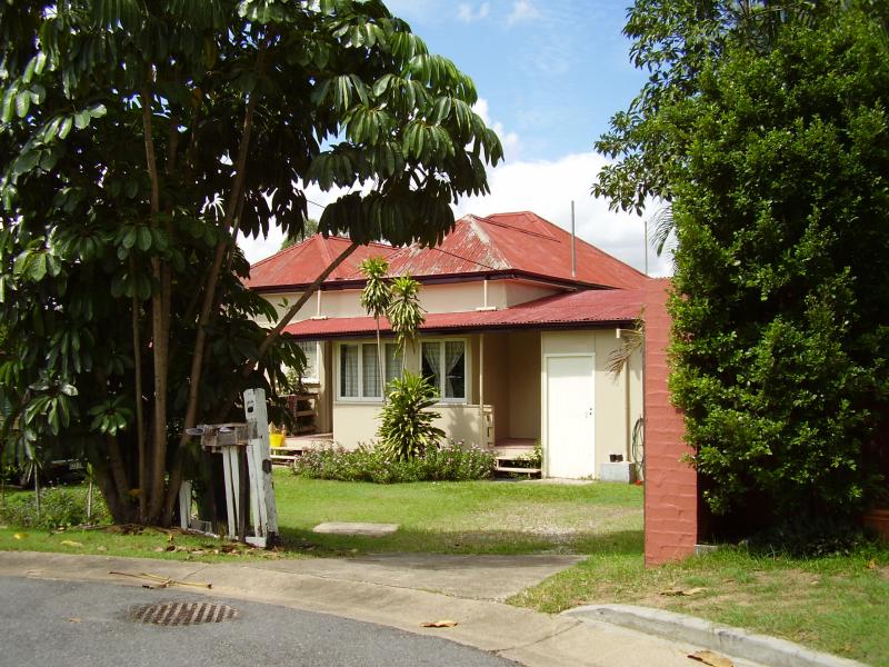 24 Hall Street, Sherwood, QLD 4075