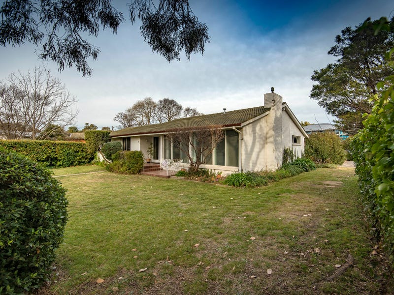 2 Wisdom Place, Hughes, ACT 2605 Property Details