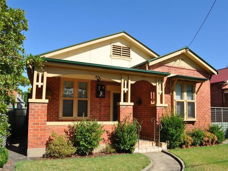717 Young Street, Albury, NSW 2640 Property Details