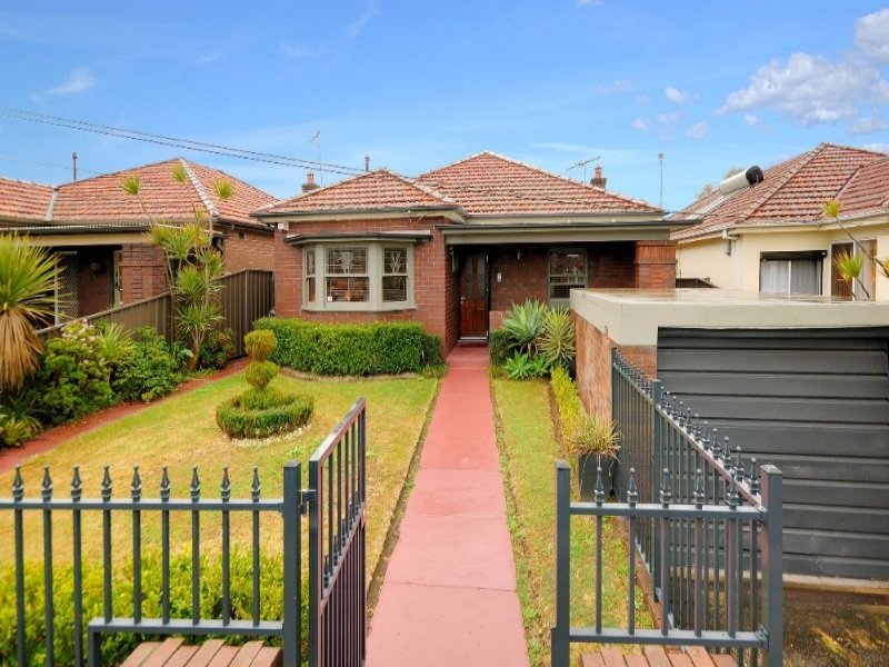 82 Croydon Rd, Bexley, NSW 2207 Property Details