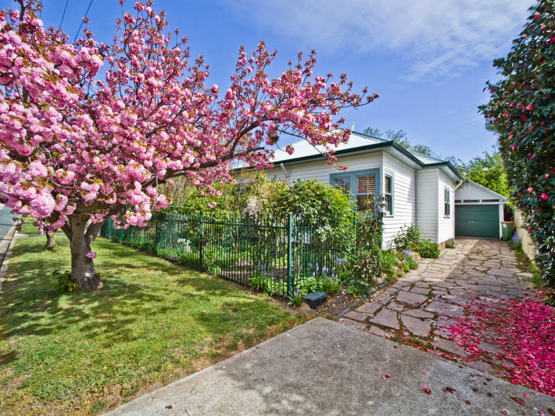 3 Bruce Street, Queanbeyan, NSW 2620 Property Details