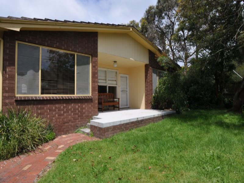 6 Bayview Avenue, Inverloch, Vic 3996 Property Details