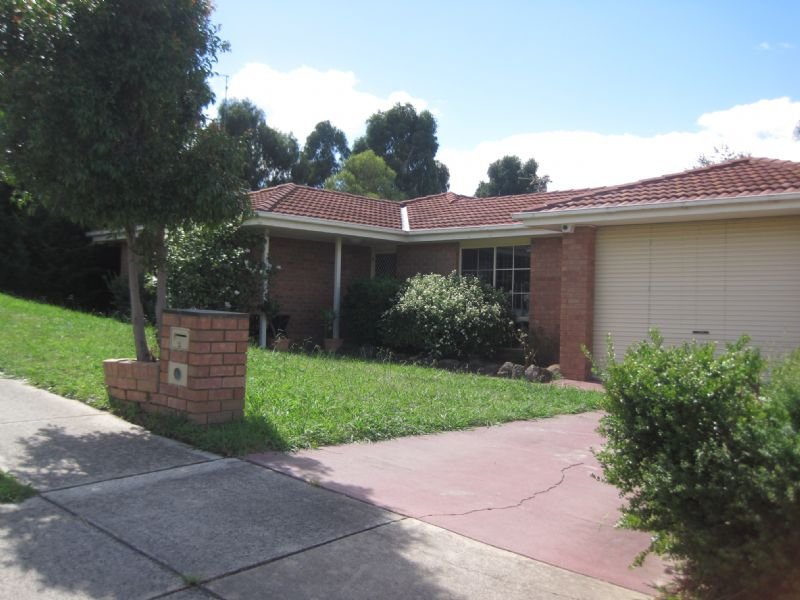 88 Eagle Drive, Pakenham, Vic 3810 Property Details