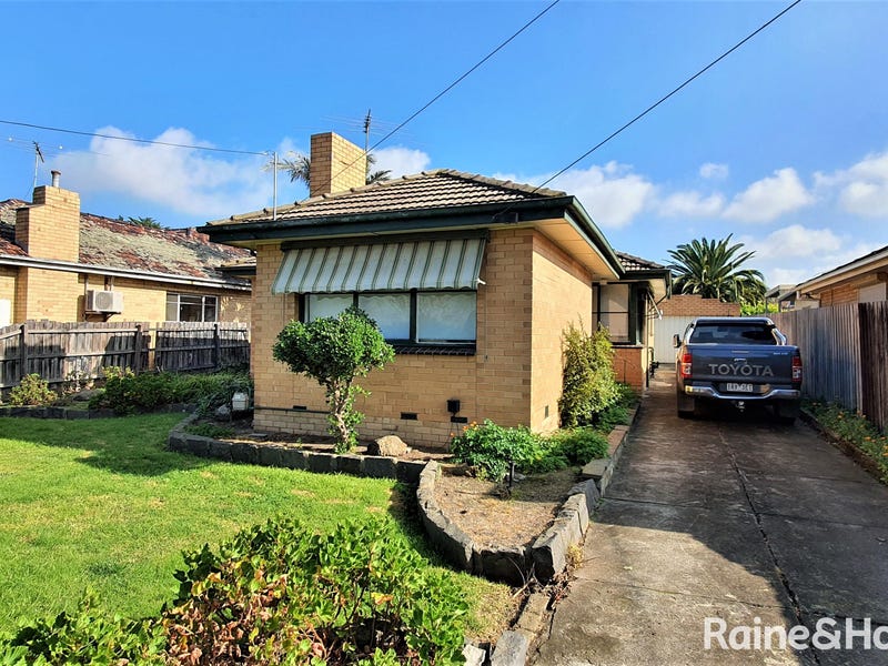 67 Avondale Avenue St Albans VIC 3021 realestate .au