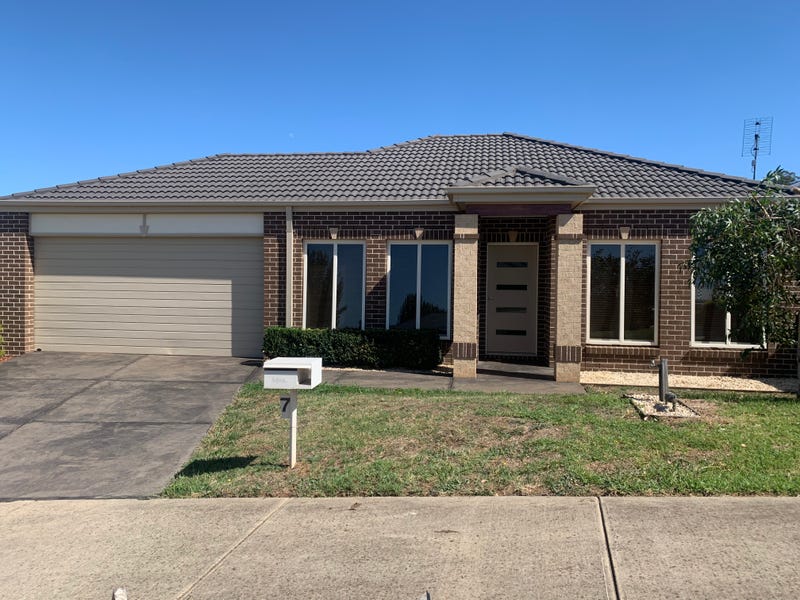 7 Ajax Street, Drouin, VIC 3818