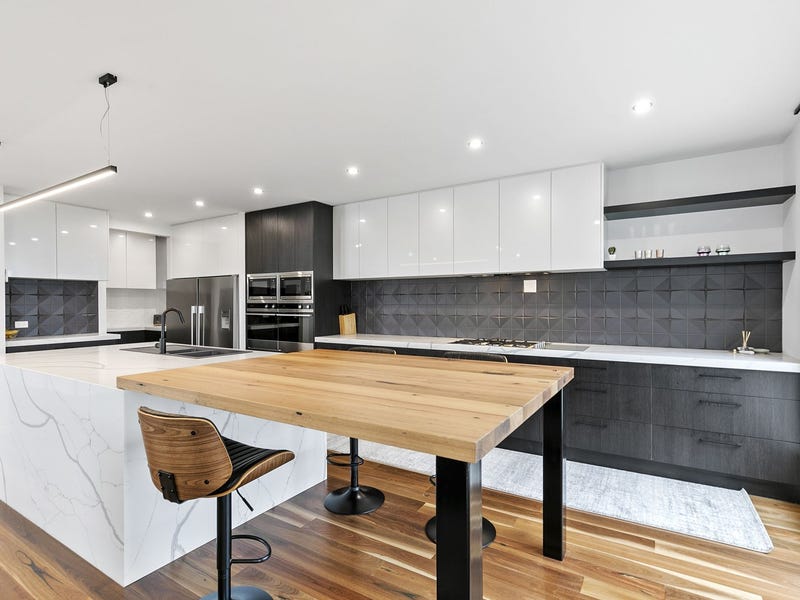 5 Patersonia Street, Torquay, Vic 3228 Property Details