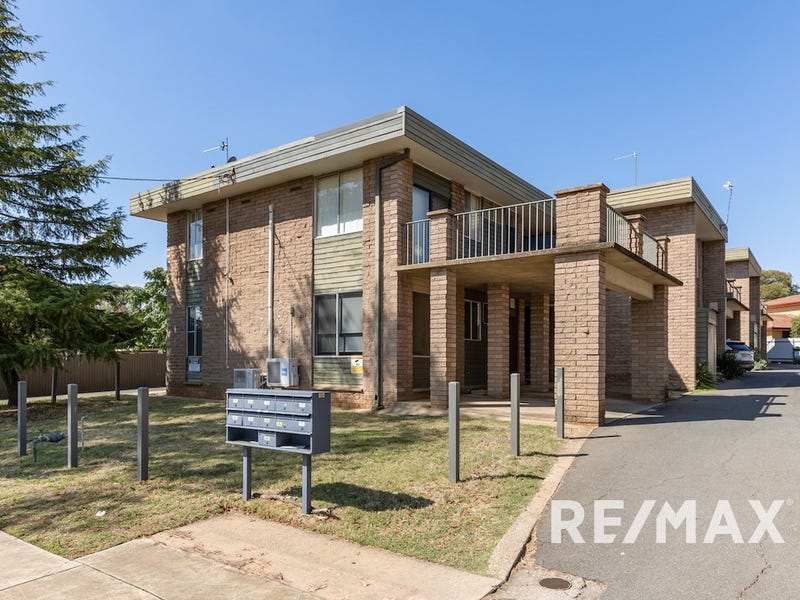 1/1A Joyes Place, Tolland, NSW 2650 Property Details