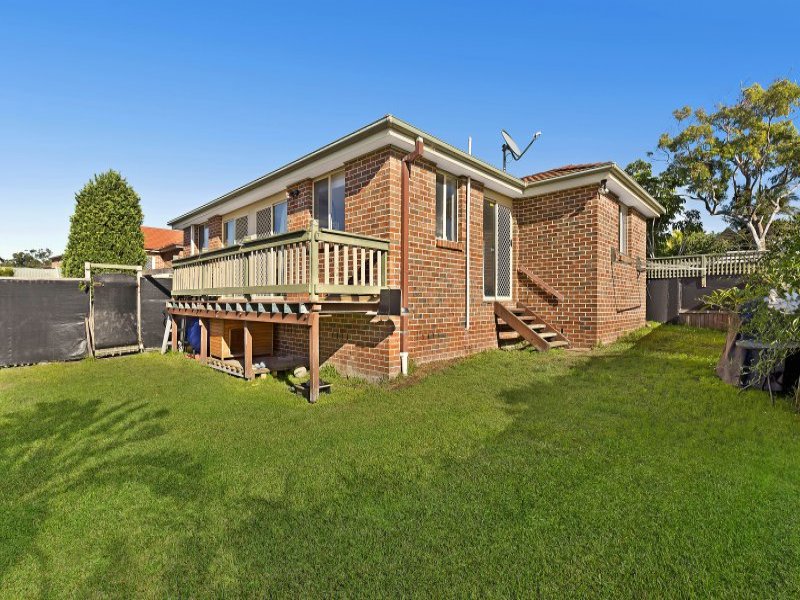 29B Christopher Cres, Lake Haven, NSW 2263