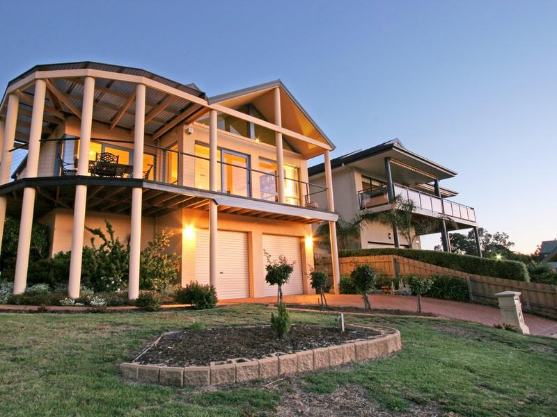 42 Maxwell Street, Mornington, Vic 3931 Property Details