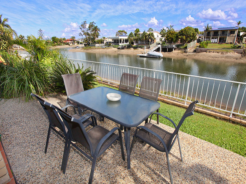 4/2527 Barooga Crescent, Mooloolaba, Qld 4557 Property Details