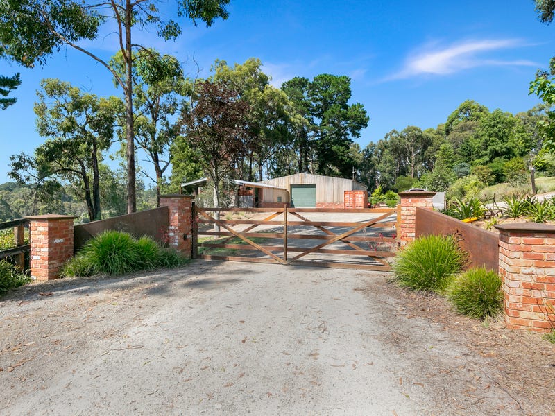 75 Old Baker Road, Wandin East, Vic 3139
