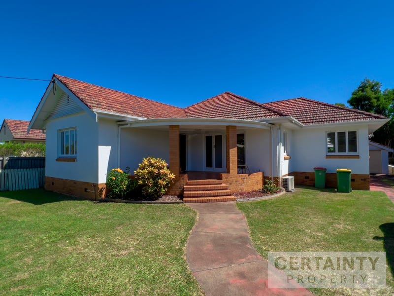 86 Brisbane Road, East Ipswich, QLD 4305