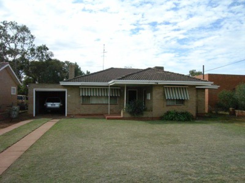 15 Carter Street, Three Springs, WA 6519