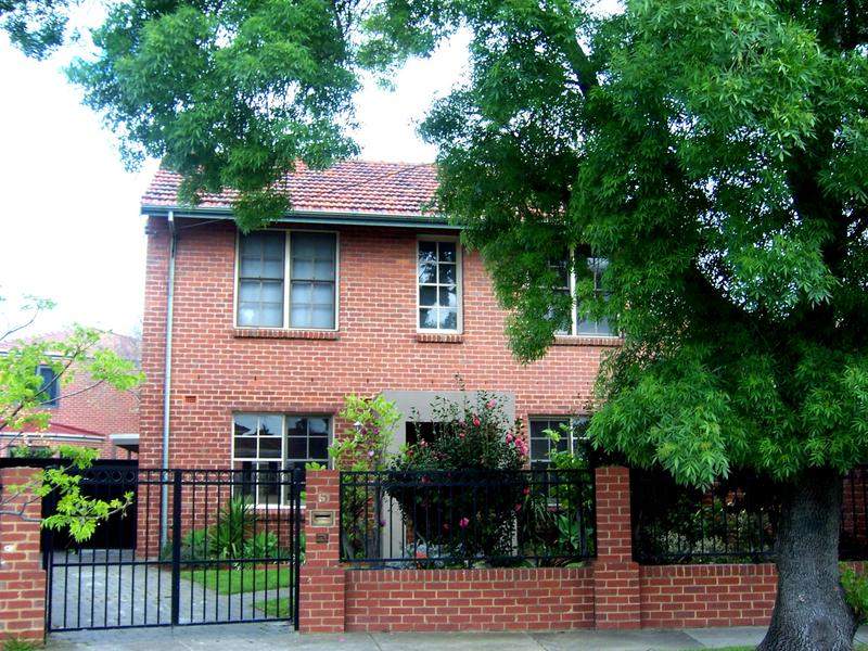 6 Sandridge Avenue, Port Melbourne, VIC 3207