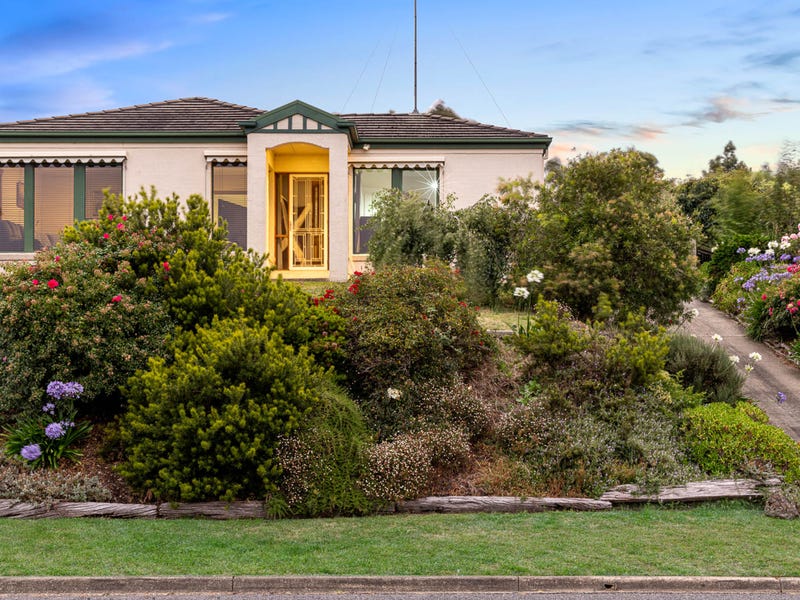 Real Estate & Property for Sale in Ballan, VIC 3342 (+3 locations) Pg