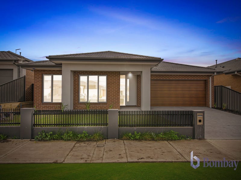 432 Brookfield Boulevard, Craigieburn, VIC 3064 - realestate.com.au