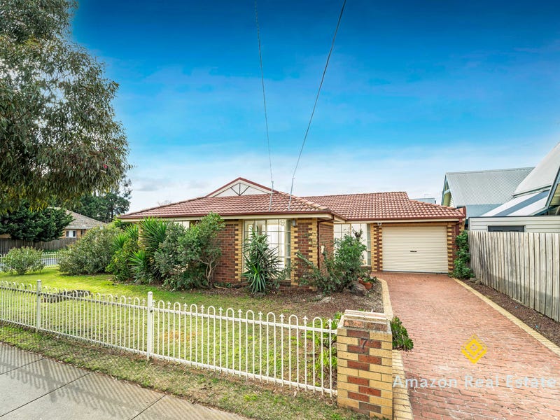 7 Chirnside Avenue, Werribee, Vic 3030 - Property Details