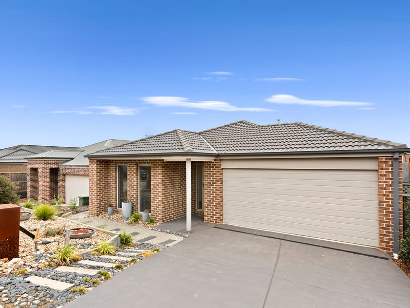 32 Village Green Drive, Leopold, Vic 3224