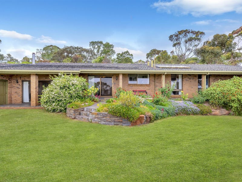 10 McBeath Drive, Skye, SA 5072 Property Details