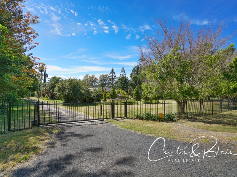 13 Oakfield Road, Salt Ash, NSW 2318