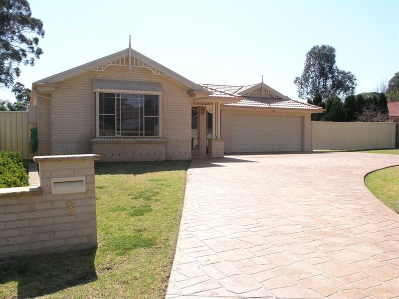 8 Jack Davis Place, Bargo, NSW 2574