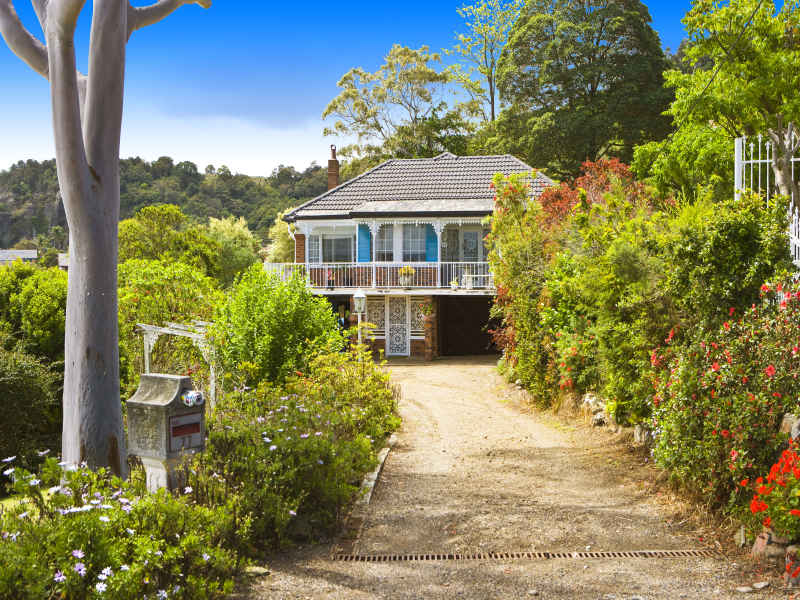 77 Thompson Road, Speers Point, NSW 2284
