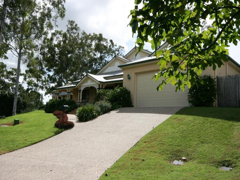 89 Daintree Place, Riverhills, QLD 4074