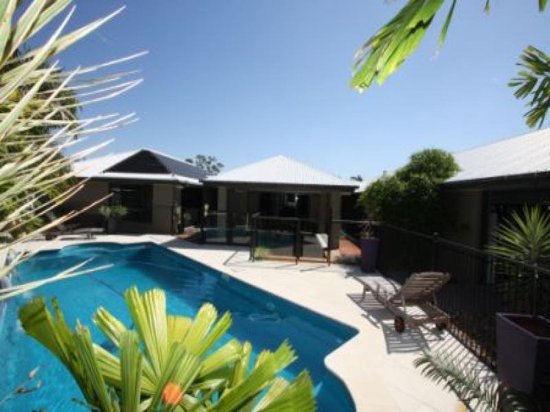 12 Avondale Court, Norman Gardens, QLD 4701