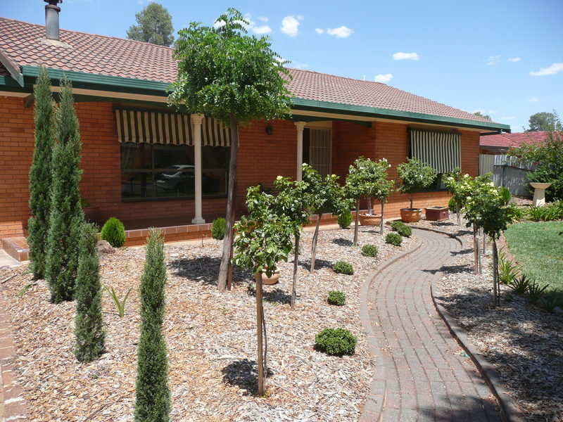 9 Burley Street, Griffith, NSW 2680