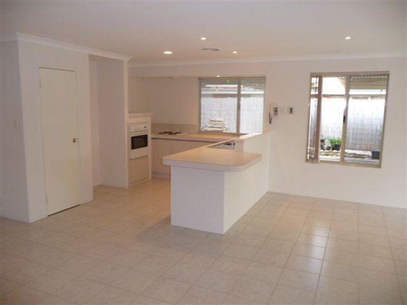 40 St Claire gardens, Atwell, WA 6164 Property Details