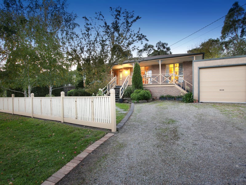 18 Gardiner Street, Berwick, Vic 3806 Property Details