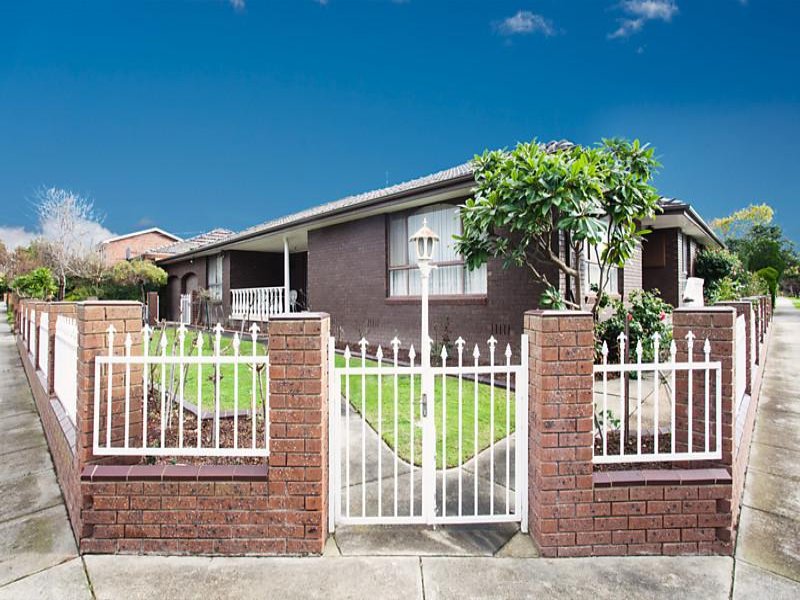 52 Gladwyn Avenue, Bentleigh East, VIC 3165
