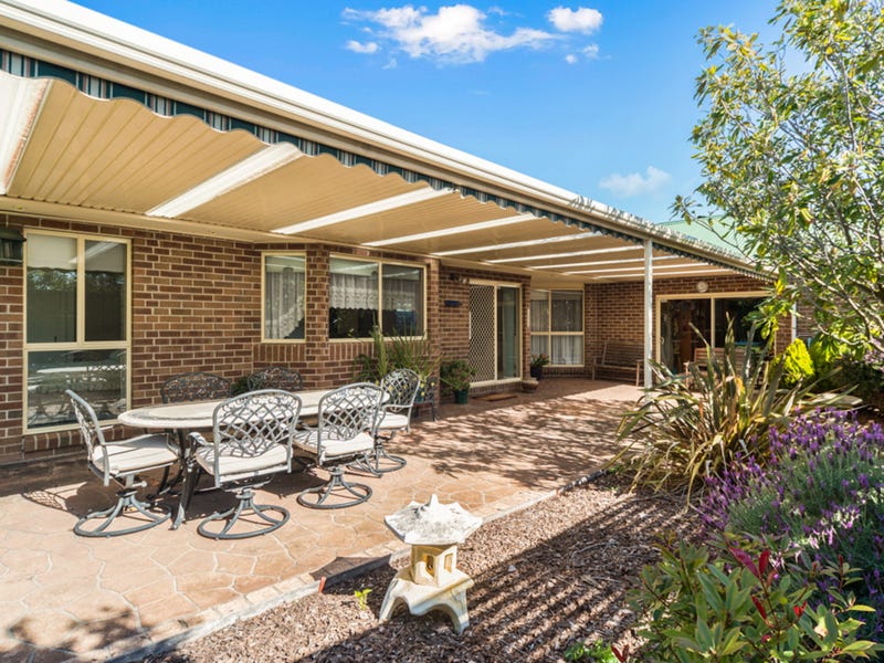 67 Maxwell Street, Mornington, Vic 3931 Property Details