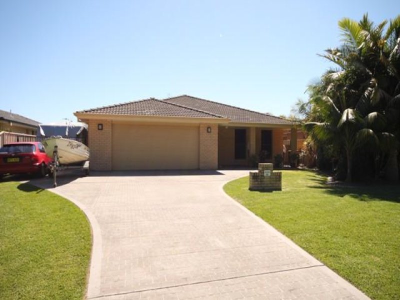 20 The Southern Parkway, Forster, NSW 2428