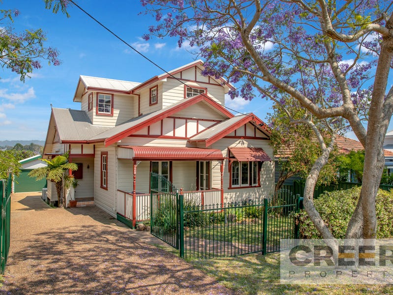 128 Date Street, Adamstown, NSW 2289 Property Details