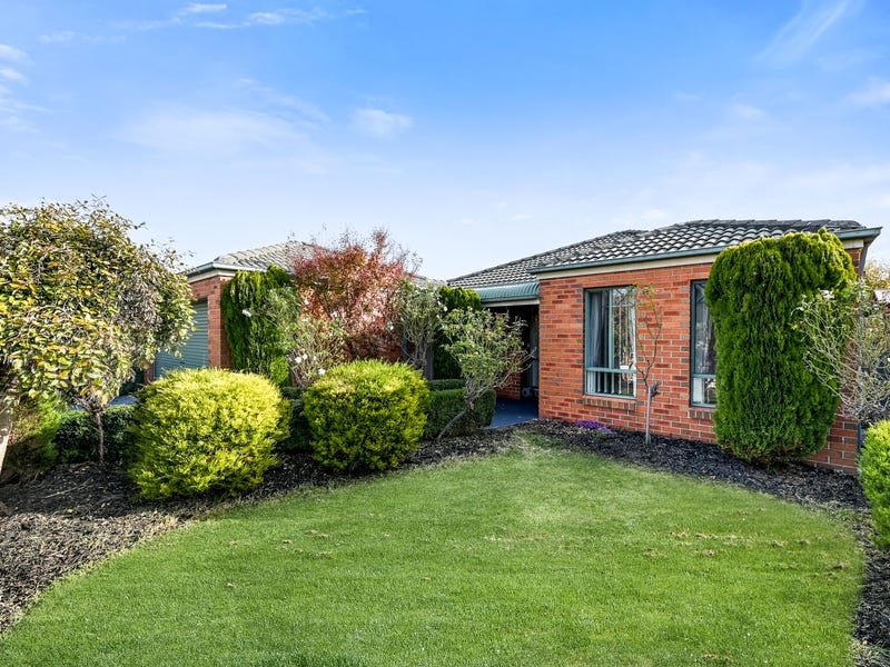 15 Glenn Erin Way, Berwick, Vic 3806 Property Details