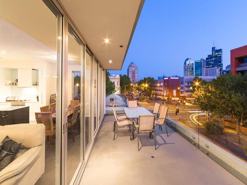 25/100 Queensberry Street, Carlton, Vic 3053 Property Details