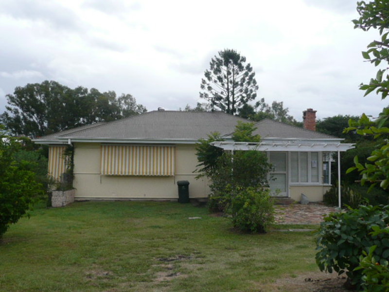 64 Anna St, Beaudesert, Qld 4285 Property Details