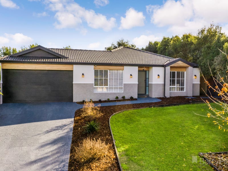 11 Wiggins Place, Wallan, Vic 3756 - Property Details