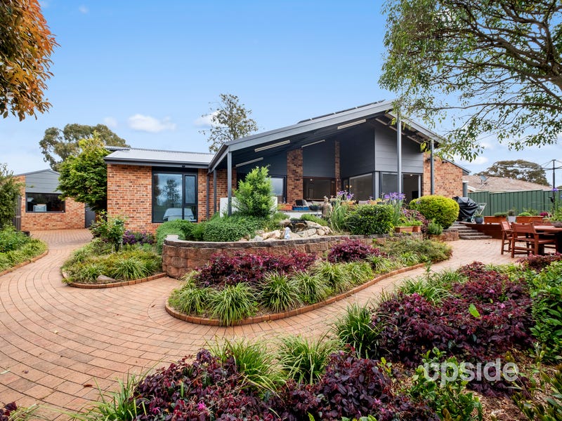 19 Boswell Cres, Florey, ACT 2615