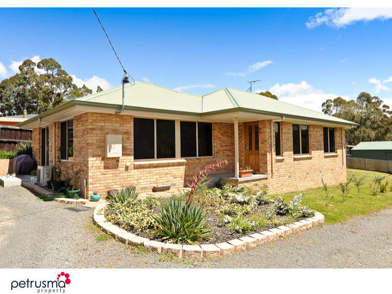 8 Hopwood Street, Coningham, Tas 7054 Property Details